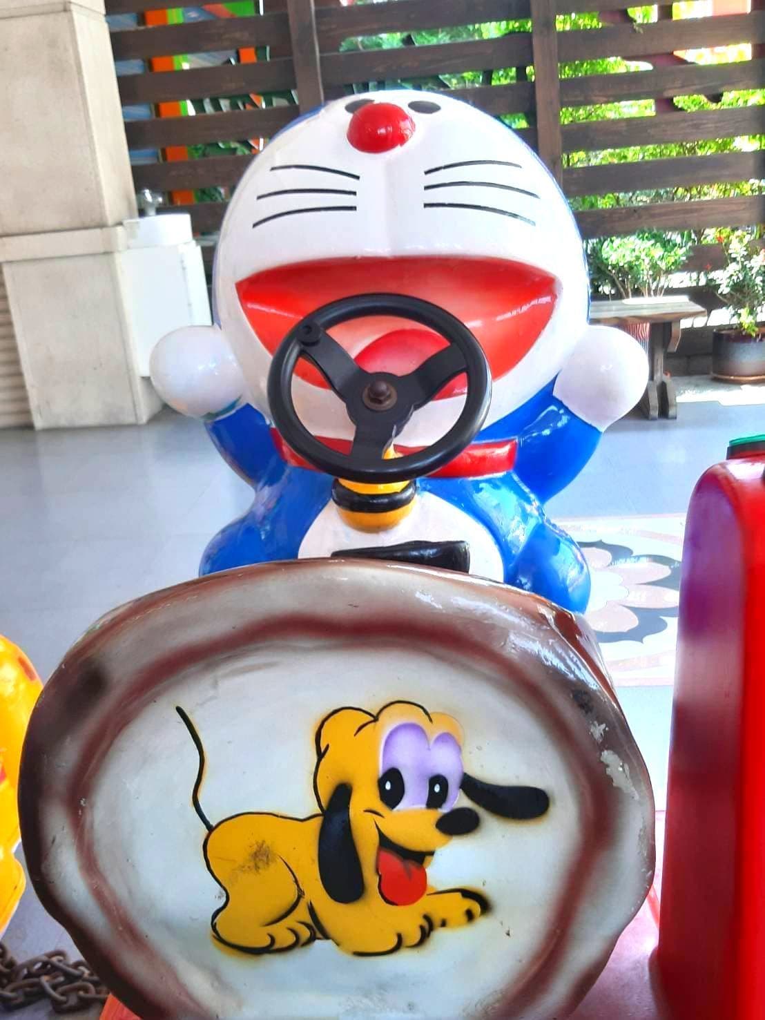 ドラえもんとグーフィー
