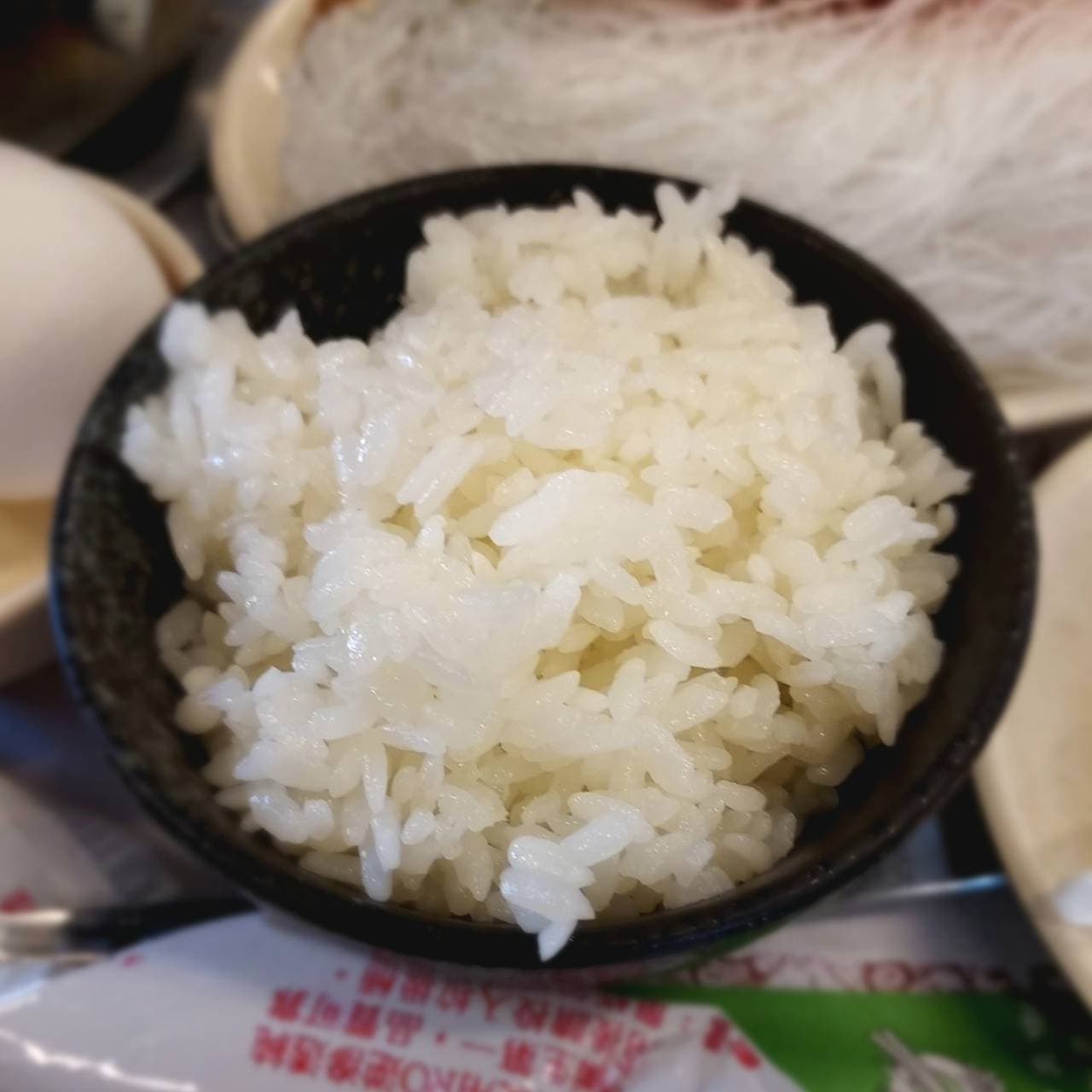 三本茶藝の白飯/台中市北屯區東山路一段342號