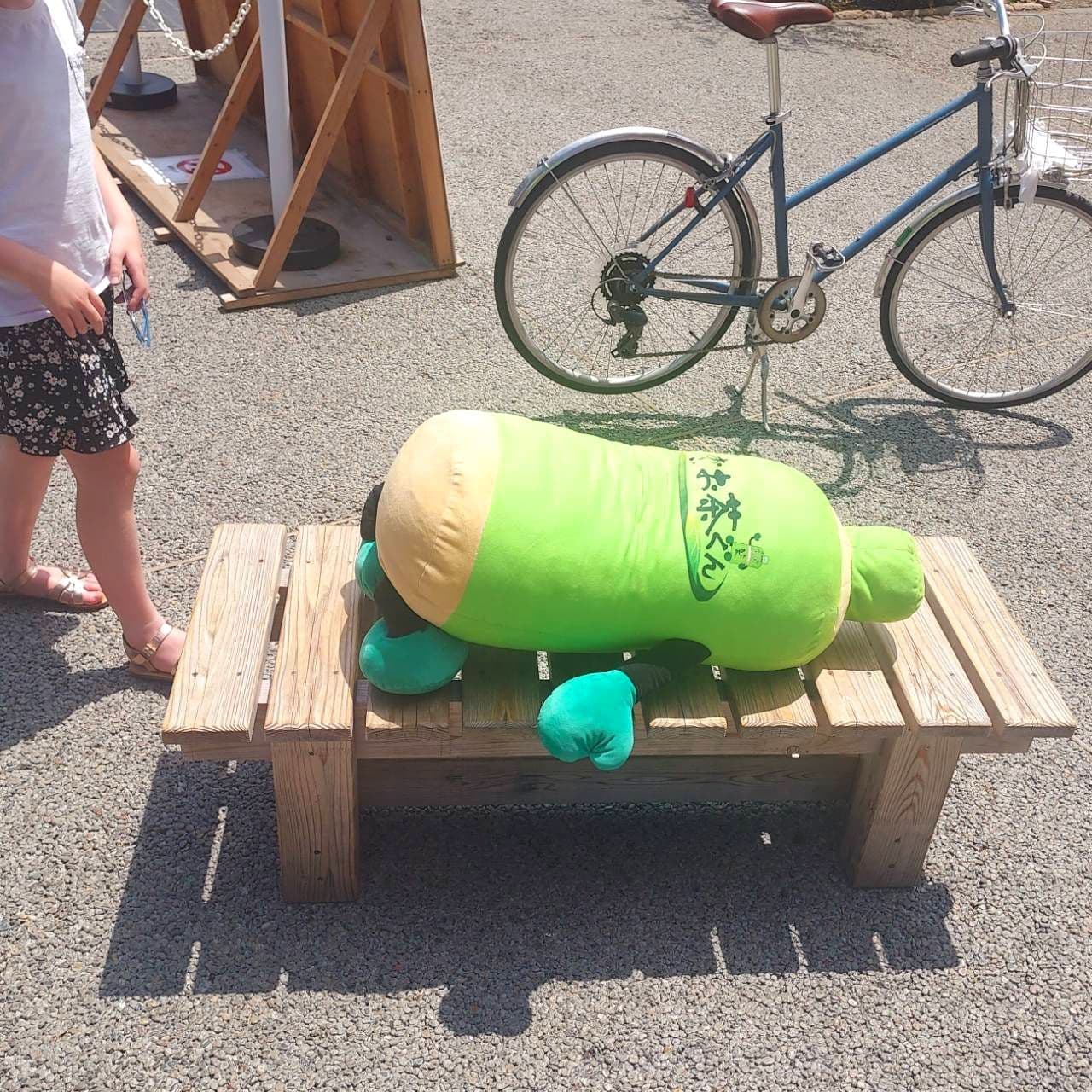 おーい お茶くん(うつ伏せ)/浅草寺内ポップアップストア